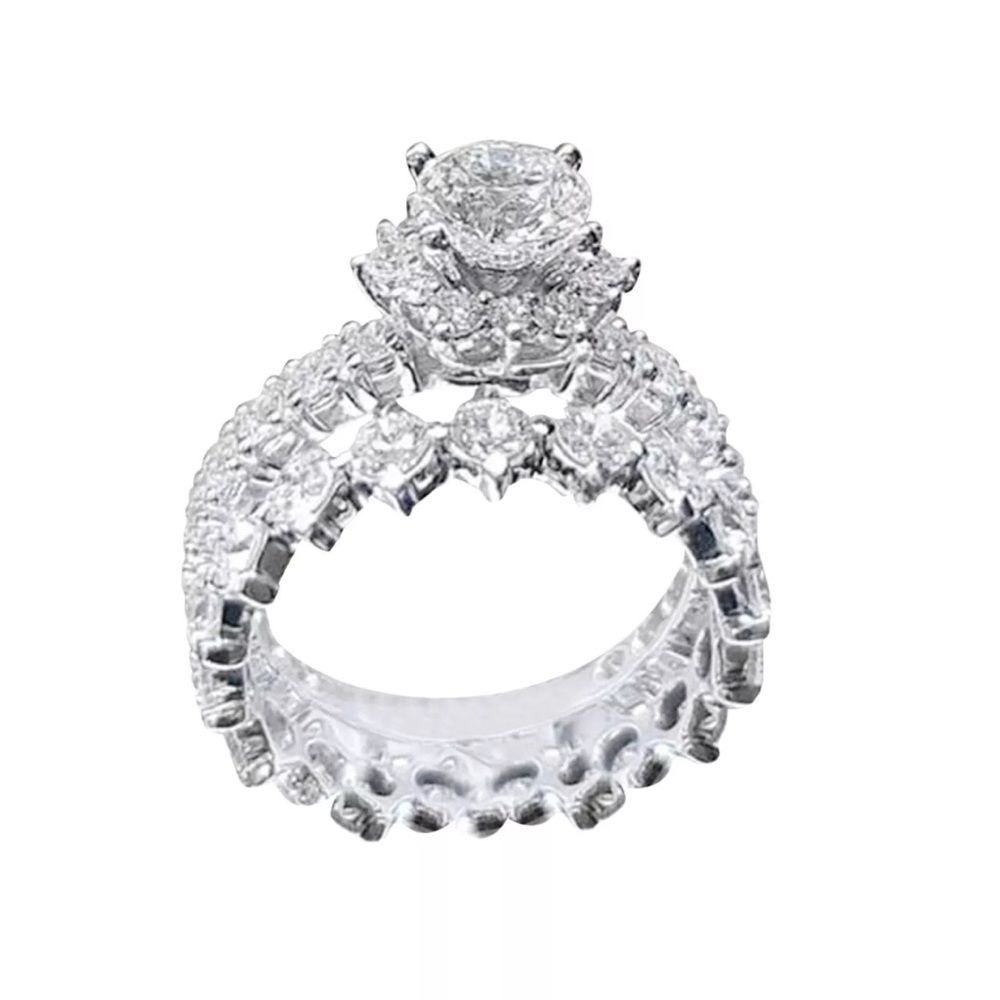 Elegant Silver Diamond Ring